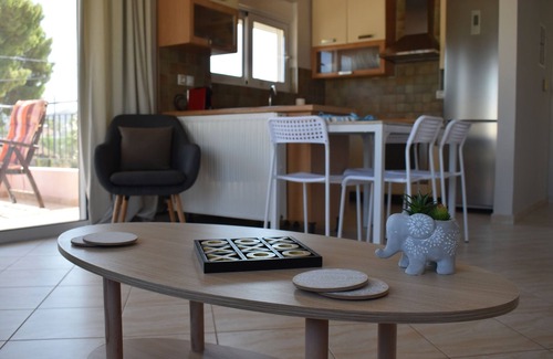 Spata-Artemida Apartamento | Chalou Stay - Comfort Near Airport