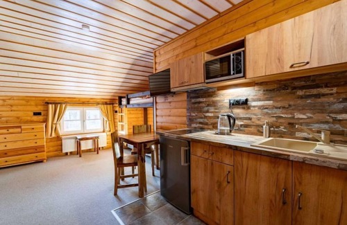 Rokytnice nad Jizerou Apartamento | Chalupa U Bobra by Interhome