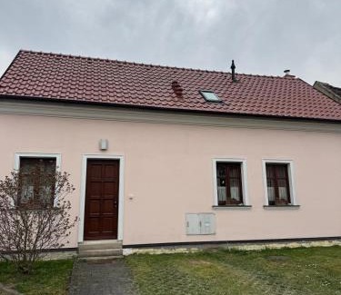 Perna Casa | Chalupa - Vinařství Popela
