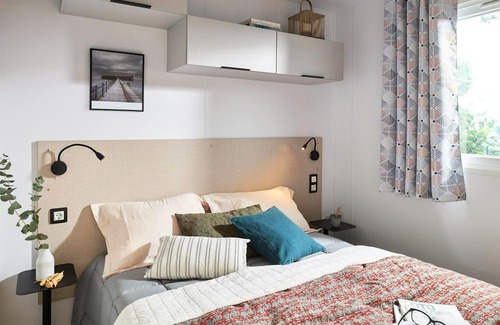 Eymouthiers Casa | Camping les Gorges du Chambon**** - Mobile home Family Luxury Premium 3 rooms 4 people Air-conditioned Jacuzzi