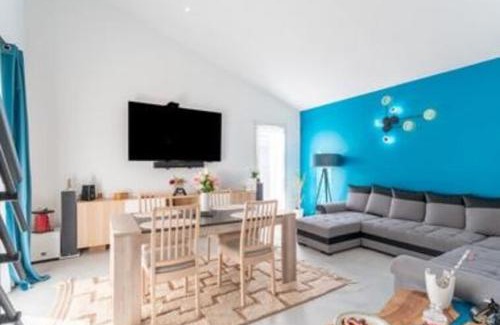 Saint-Saturnin-les-Avignon Cama Y Desayuno | chambre double dans villa