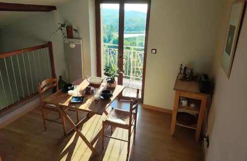 Saint-Romain-de-Popey Casa | Chambre avec salle de bain privative - Literie qualité - Calme - Simplicité