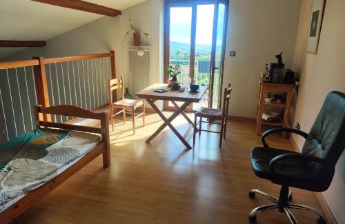 Saint-Romain-de-Popey Casa | Chambre avec salle de bain privative - Literie qualité - Calme - Simplicité