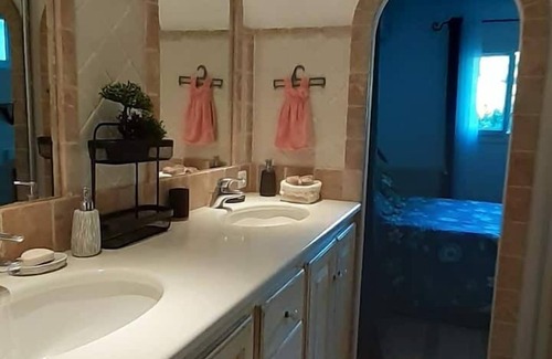 Draguignan Cama Y Desayuno | Chambre Avec Jacuzzi