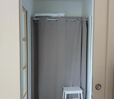 Saint-Thurial Cama Y Desayuno | Chambre avec terrasse et salle de bain privative