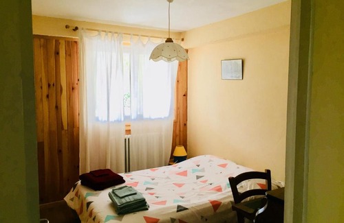 Charnay-les-Macon Casa | Chambre avec vue sur jardin