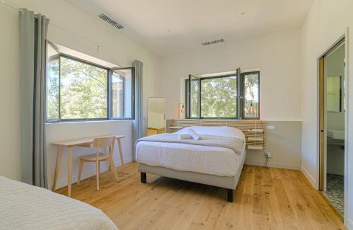 Denice Cama Y Desayuno | Chambre Comfort - Ancien Cuvage des Pierres Dorée