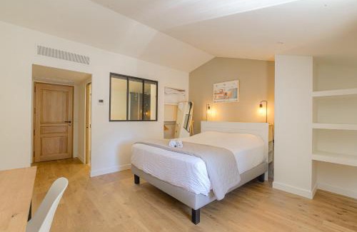 Denice Cama Y Desayuno | Chambre Comfort - Ancien Cuvage des Pierres Dorée