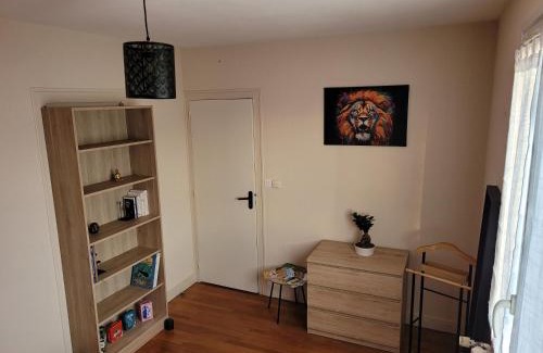 Le Puy-Saint-Bonnet Casa | Chambre confortable et chaleureuse