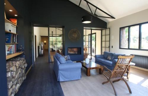 La Ferte-Saint-Aubin Cama Y Desayuno | Chambre d'hôtes style 30s avec petit déj inclus, lit 180 cm, Wifi - FR-1-590-520