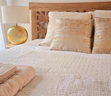 La Roche-sur-Yon Cama Y Desayuno | Chambre d'hôte BALI avec parking
