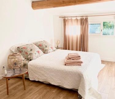 Gemenos Cama Y Desayuno | Chambre d'hôtes avec piscine au calme Gémenos