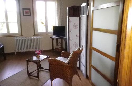 Chevillard Cama Y Desayuno | Chambre d'hôtes La Haie Fleurie