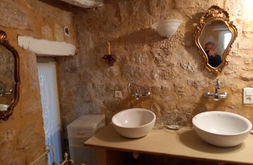 Saint-Cyprien Cama Y Desayuno | chambre d hôtes les remparts
