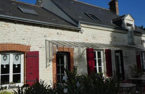 Fougeres-sur-Bievre Cama Y Desayuno | Chambre d'hotes "Les Paturelles"