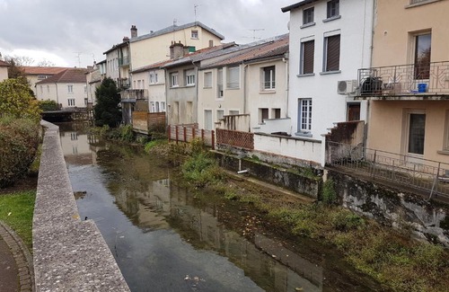 Verdun Casa | Chambre dans Grande maison au Coeur de Ville