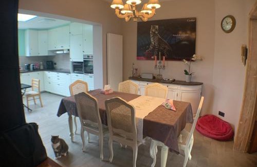 Nivelles Casa | Chambre dans habitat partagé chez Séverine