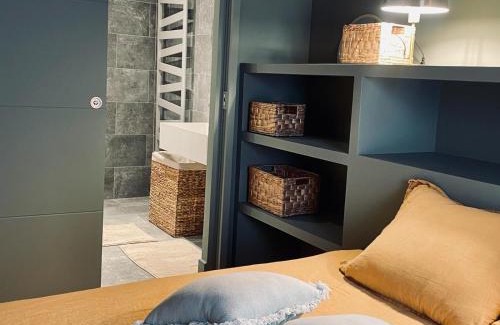 Gambetta Casa | Chambre dans maison de ville avec piscine et garage en centre ville