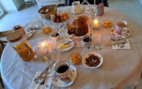 Saint-Andre-de-la-Marche Casa | Chambre dans un cadre bucolique avec petit-déjeuner