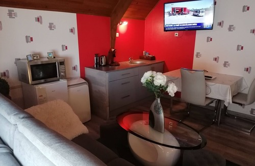 Saint-Aubin-Les-Elbeuf Cama Y Desayuno | Chambre du Jardin Fleuri