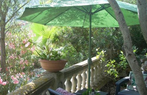 Sartene Casa | CHAMBRE INDEPENDANTE climatisée, cuisine d'été, piscine