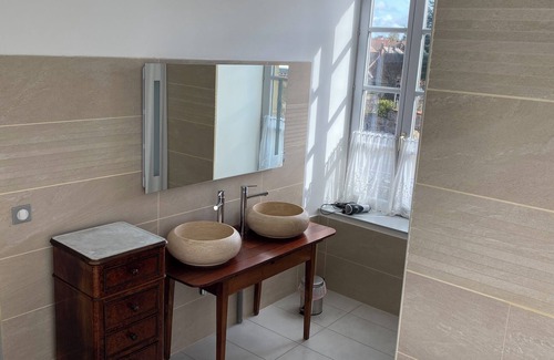 Montmarault Apartamento | Chambre Jean in Château Camus