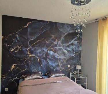 Noves Casa | Chambre meublé Eden à Noves
