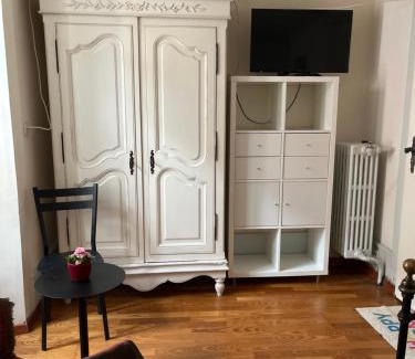 La Neuveville Casa | Chambre papillon avec accès terasse
