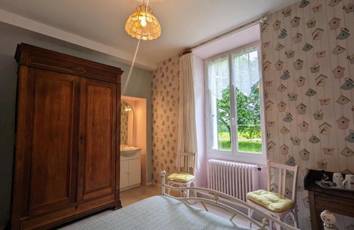 Pellevoisin Cama Y Desayuno | Chambre "Pommier" au calme en maison d'hôtes près des châteaux - FR-1-591-487