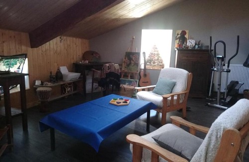 Saint-Julien-Vocance Casa | Chambre privée chez l'habitant