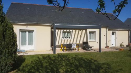 Vernantes Casa | Chambre privée des 2 Clochers