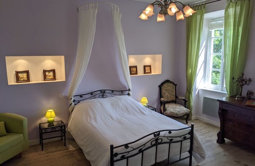 Montaillou Cama Y Desayuno | Chambre Romantique Dans un Maison D'hôtes au Plein Nature et Lhistoire Cathare