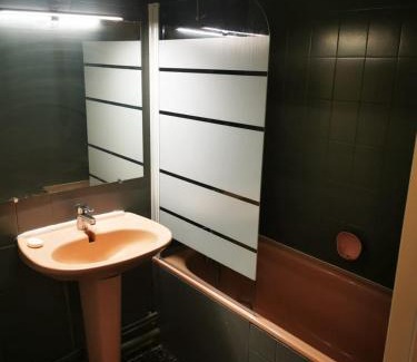 Saint-Ouen-l'Aumone Casa | Chambre simple