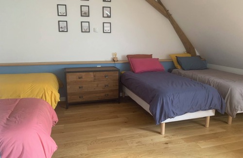 Quelaines-Saint-Gault Cama Y Desayuno | Chambre Spacieuse au Coeur de la Nature Mayennaise
