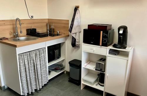 Alata Apartamento | Chambre Studio Piscine Jacuzzi chez l habitant