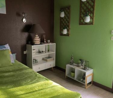 Pressigny-les Pins Casa | Chambre zen