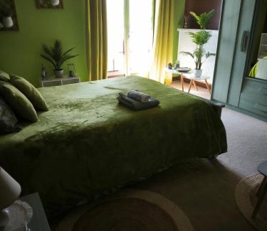 Pressigny-les Pins Casa | Chambre zen