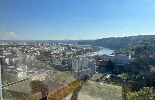 La Sarra - Saint Just Apartamento | Chambres a Louer Dans un Spacieux Appartement Dans les Hauteurs de Lyon