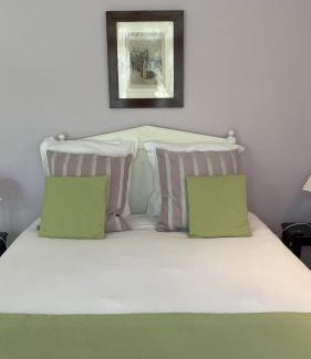 Bretteville-sur-Odon Cama Y Desayuno | Chambres d'hôtes du Bas Manoir