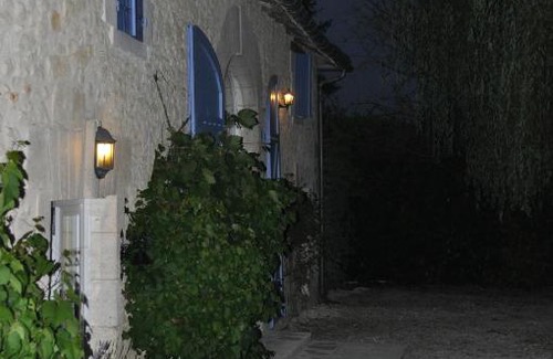Champagne-et-Fontaine Cama Y Desayuno | Chambres d'Hôtes La Grange Au Bois