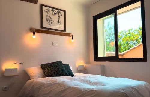 Le Castellet Casa | Chambres d'hôtes à 5mn du Circuit Paul Ricard et du village du Castellet et à 10mn des plages de Saint-Cyr-sur-mer, Bandol et Sanary
