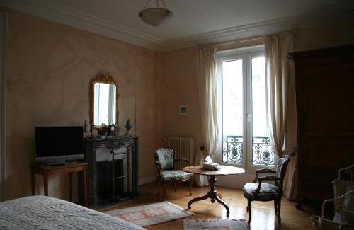 Bollee Cama Y Desayuno | Chambres d'hôtes Le Clos d'Hauteville