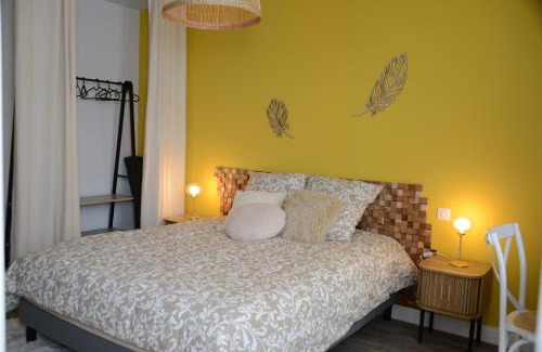 Charlieu Casa | Chambres d'hôtes Les Tisserands