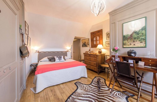 Bourgogne Casa | Esta casa del siglo X se encuentra en un entorno extraordinario en el centro de Orleans