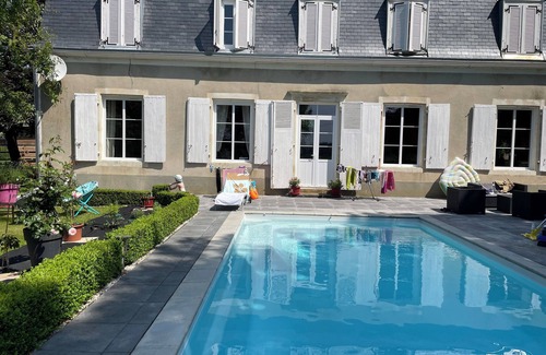 Etival-les-le-Mans Cama Y Desayuno | Chambres d'Hote sleeps 4 with swimming pool and fully equipped kitchen Le Mans/Circuit 24 H