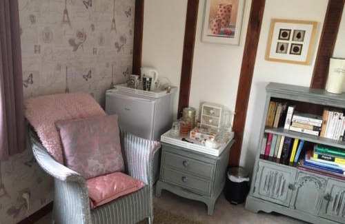 Scoury Cama Y Desayuno | Chambres d' Hotes a Benaize