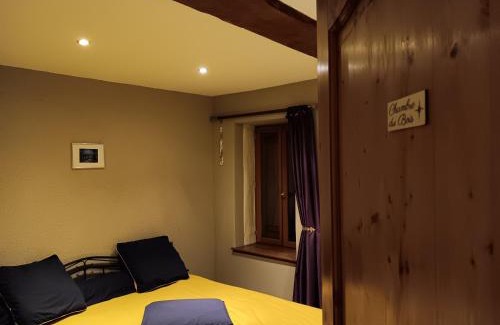 Uchon Cama Y Desayuno | Chambres et table d'hôtes : LES SENTIERS DE LA BREME