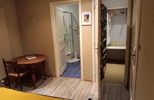 Uchon Cama Y Desayuno | Chambres et table d'hôtes : LES SENTIERS DE LA BREME