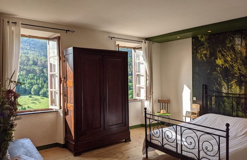 Montaillou Cama Y Desayuno | Chambres Familiales Dans un Maison D'hôtes au Plein Nature et Lhistoire Cathare