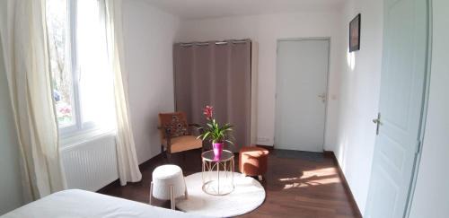 Sainte-Terre Casa | Chambres familiales dans une Jolie Maison Girondine